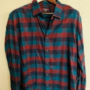 Untuckit Flannel Button Down